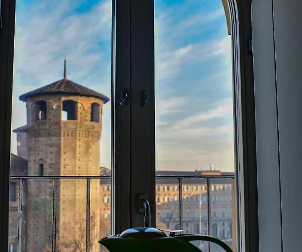 Santis アパート トリノ